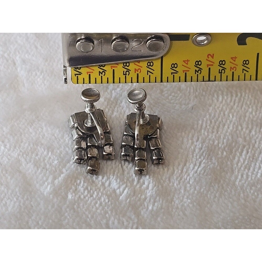 Vintage rhinestone earrings dangle art deco squared screw back .5"x.75" - Picture 4 of 4